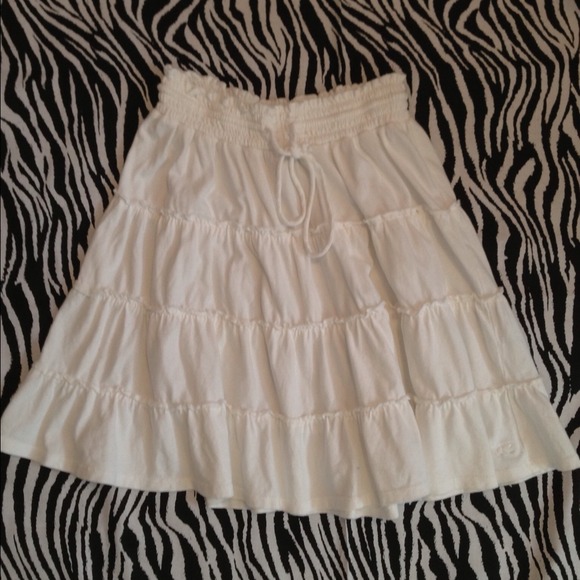 White oneil beach skirt