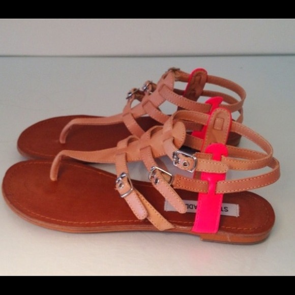 Steve Madden Shoes - 🌞Steve Madden sandals. Worn once.