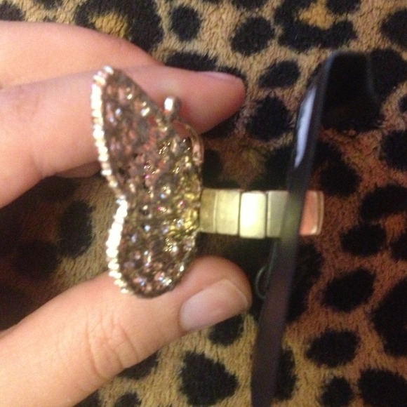 Butterfly ring - Picture 2 of 3