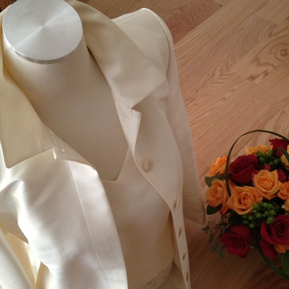 ❤ Royalties : Pure Silk Manteau set - Picture 1 of 4