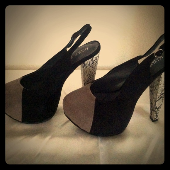 Shoes - GREAT Bundle deal! 💕💋👍