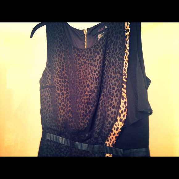 Sold!! Gorgeous dress by Isabel Lu!! Perfect LBD!! - Picture 2 of 4