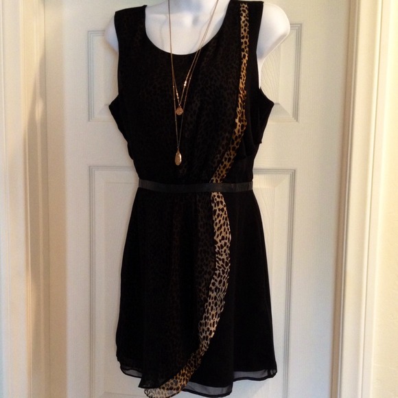 Isabel Lu Dresses & Skirts - Sold!! Gorgeous dress by Isabel Lu!! Perfect LBD!!
