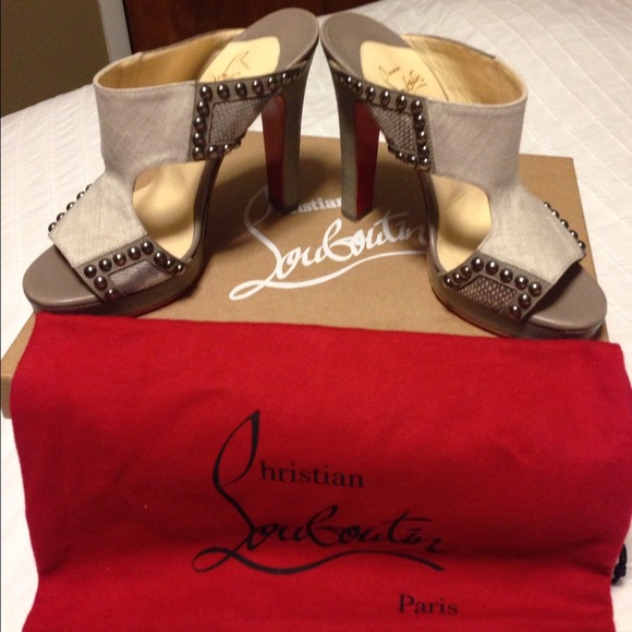 Christian Louboutin - Picture 3 of 3