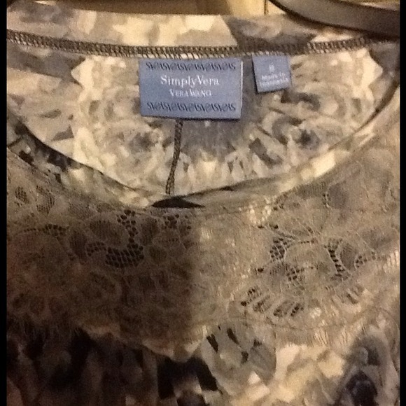 🎁Vera Wang Long sleeves dress REDUCED! - Picture 2 of 4