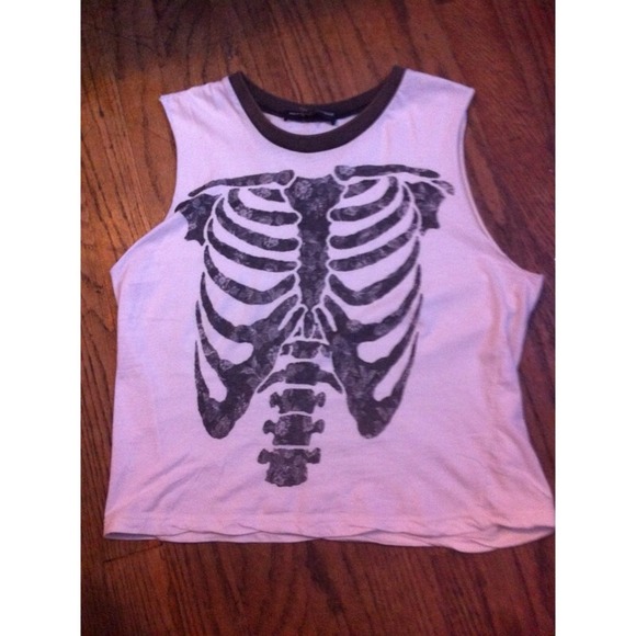 ✨TRADED✨Brandy Melville Agathe Skull Tank NWOT