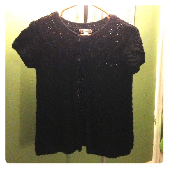 Forever 21 Sweethart -2 button black sweater.