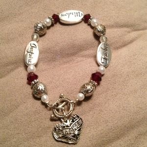 Beautiful "teacher/inspiration" bracelet
