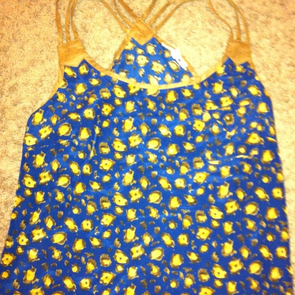 Floral top