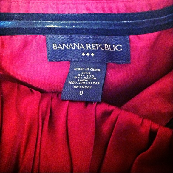 🔴Banana Republic Red Satin Strapless Sz 0