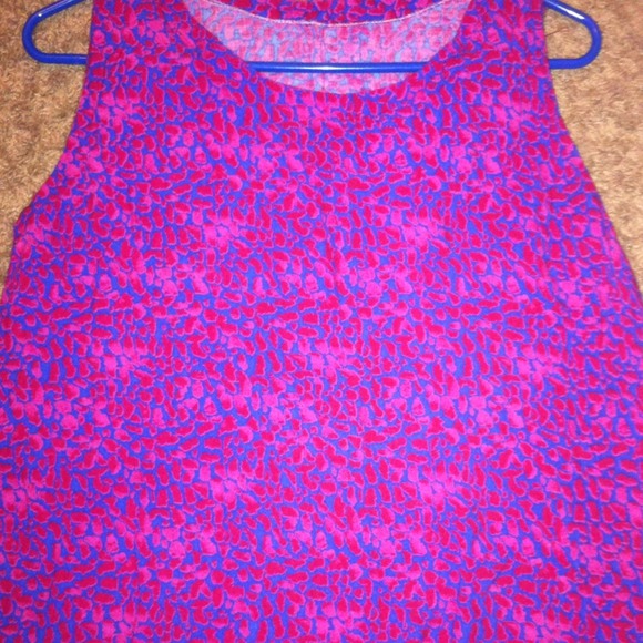 Small floral top