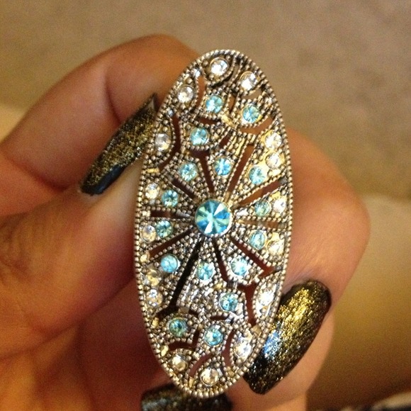 Ring with rhinestones