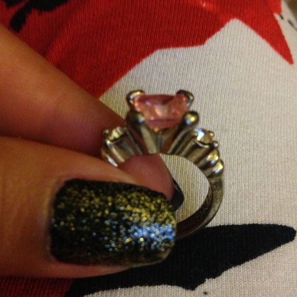 Ring - Picture 2 of 3