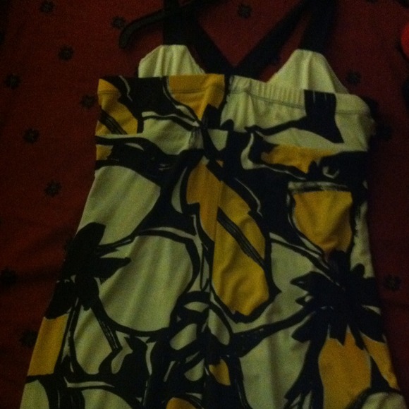 Dress - Picture 3 of 3