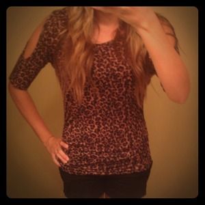 Small Rumor Leopard Top