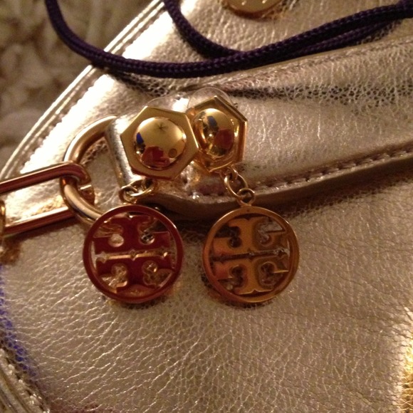 💯% Authentic Tory Burch Drops! - Picture 2 of 4
