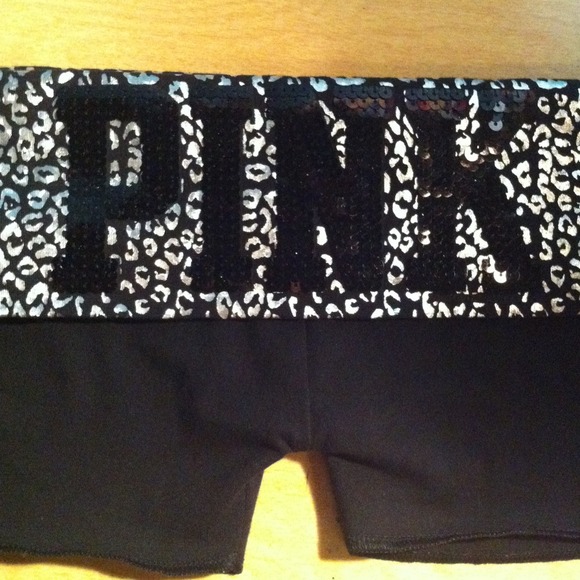 •SOLD• Victoria's Secret yoga shorts