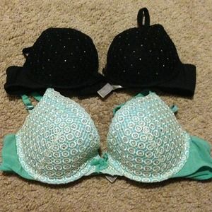 Victorias Secret Biofit Push Up Bra .