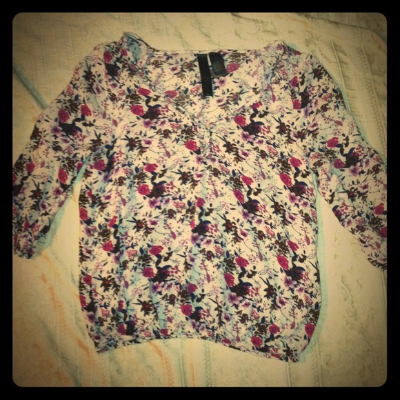 Floral top!❗