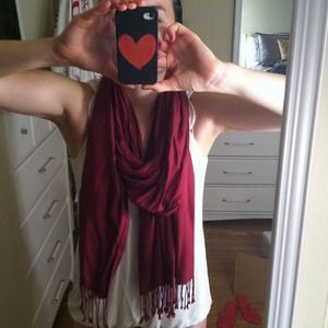 Maroon scarf