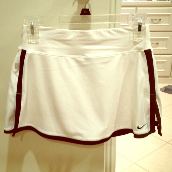 Nike tennis skirt  🔶Bundle🔶