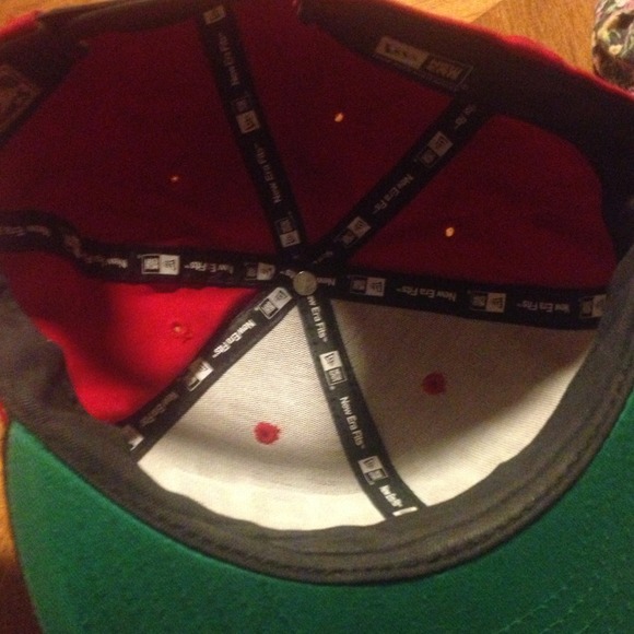 Snap back - Picture 4 of 4