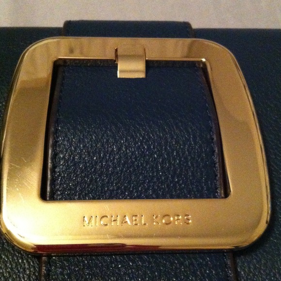 Michael Kors clutch - Picture 3 of 3
