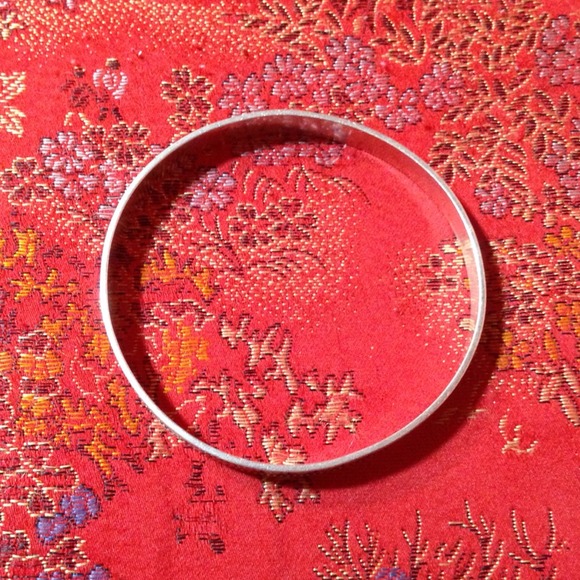 Beautiful Greek Inspired Bangle - Picture 2 of 4