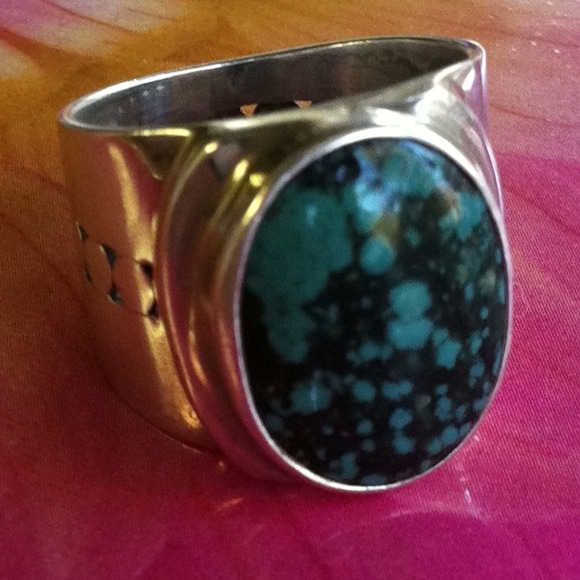 Jewelry - 🔷CIGAR BAND RING WITH GENUINE STONE🔷🎉REDUCED