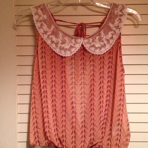 💢SOLD💢Crochet collared sheer tank