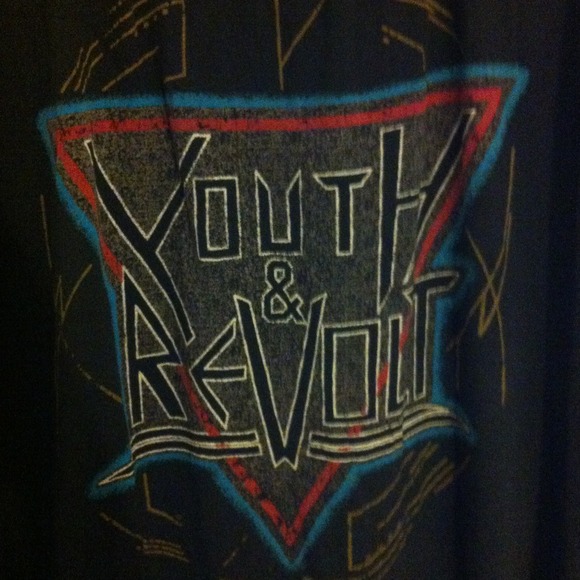 Tank - Picture 2 of 3