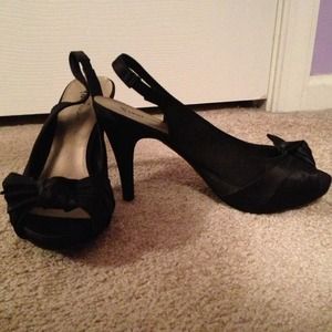 REDUCED!!!!! Fiomi night black heels
