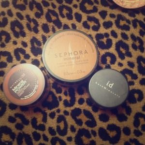 Setting powders. (Dark)