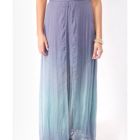 Forever 21 Skirts - 🚫SOLD🚫Layered Ombre Maxi Skirt Forever 21 Skirts - 🚫SOLD🚫Layered Ombre Maxi Skirt