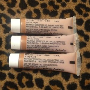 Foundation great for contouring.