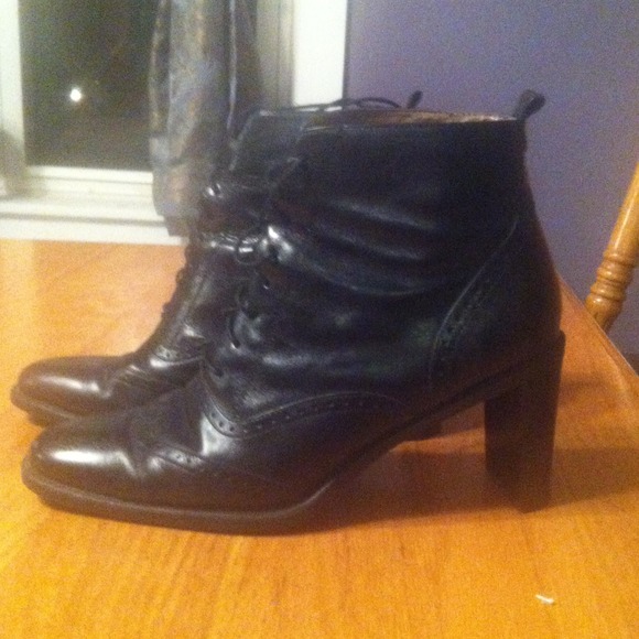 Leather granny boots