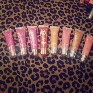 vs lipglosses.