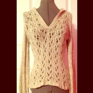 Comfortable sweater, cream colored, size med.