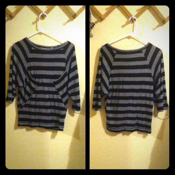 3/4 Stripped Shirt
