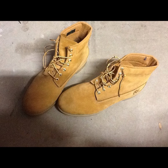 Men's Timberland boots - Picture 1 of 1