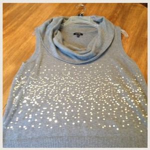 Sleeveless tops bundle