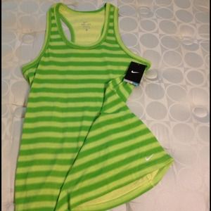 🎉Day-Off Fashion HP🎉 Nike XL Racerback tank NWT