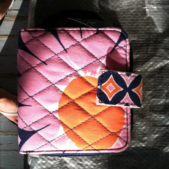 Vera Bradley wallet
