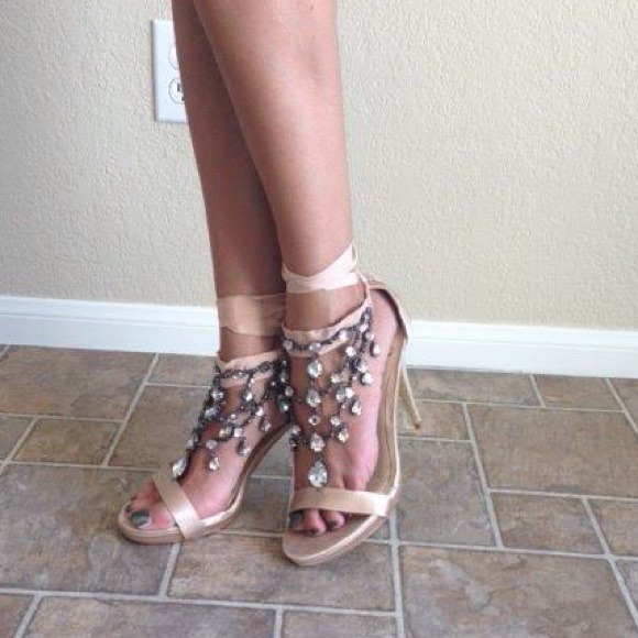 Champagne  Ballerina Heels!