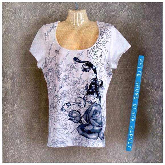 🌀Sold in Bundle🌀 Pretty scoop neck tee