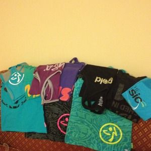 Zumba gear tanks bundle