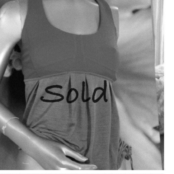Lulu lemon tank ❌❌SOLD❌❌