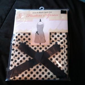 Polka dot adult apron