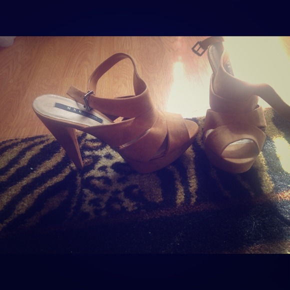 Mango heels
