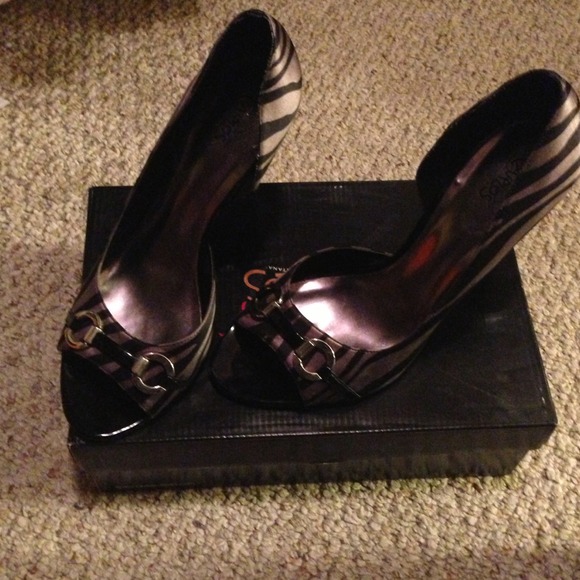 High heel sandals